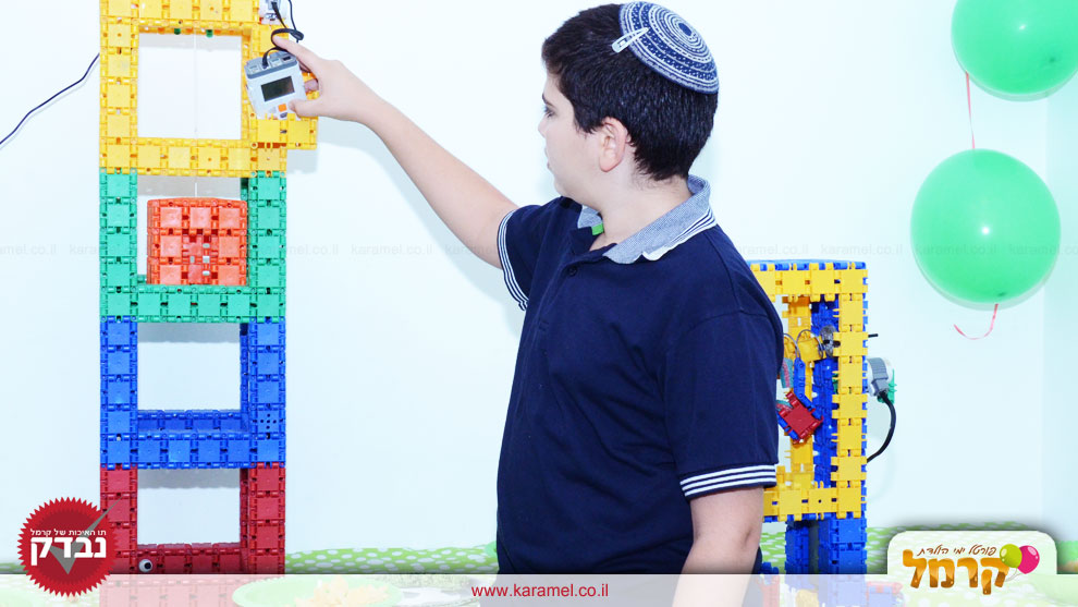 פעילות יום הולדת רובוטים - רובוכיף - 073-7576537